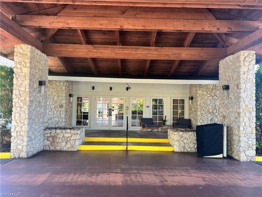 600 Neapolitan Way 342, Naples, FL 34103-40