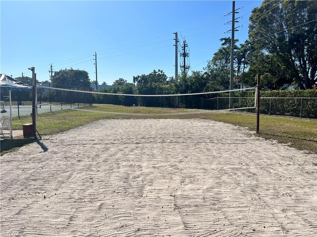 600 Neapolitan Way 342, Naples, FL 34103-43