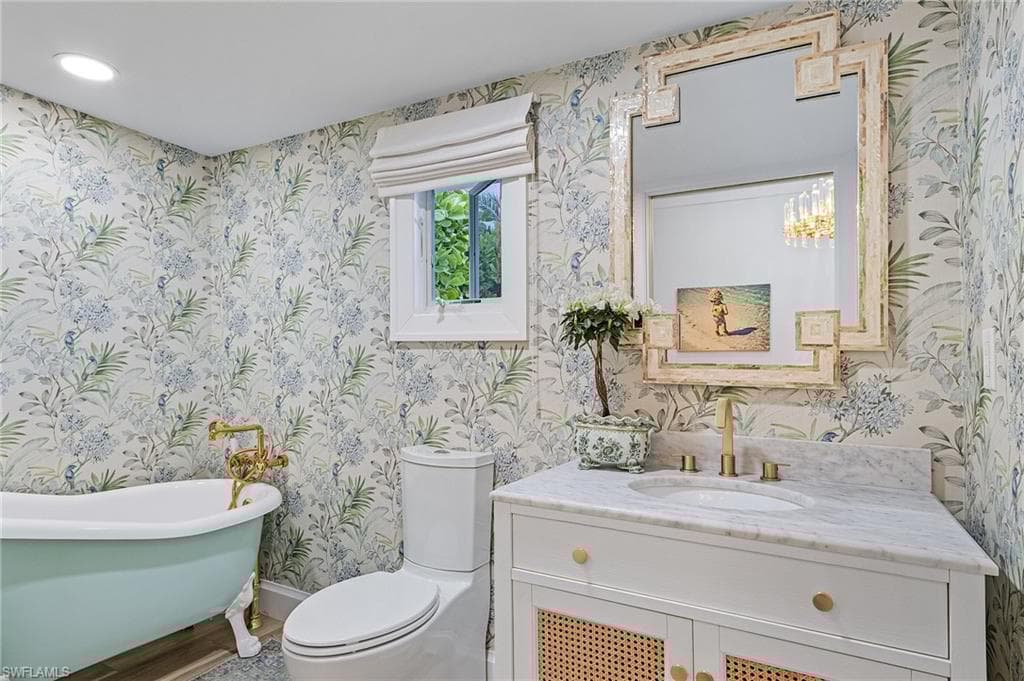 725 2nd St S 4/5, Naples, FL 34102-13