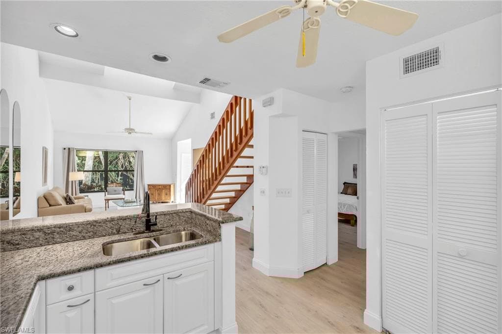 75 Emerald Woods Dr G8, Naples, FL 34108-11