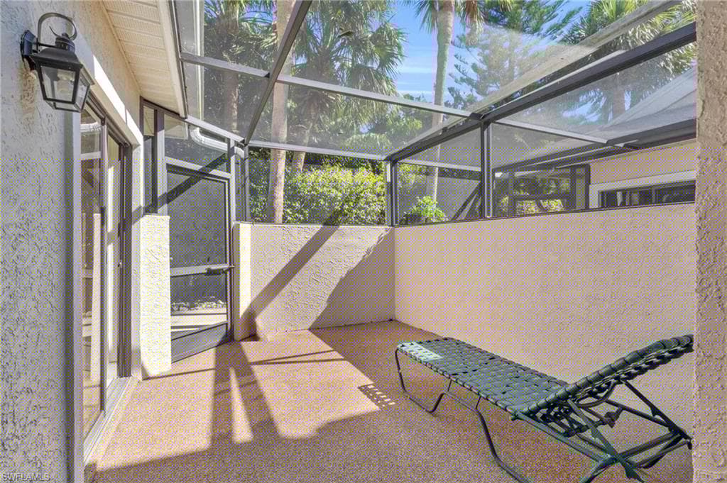 75 Emerald Woods Dr G8, Naples, FL 34108-14
