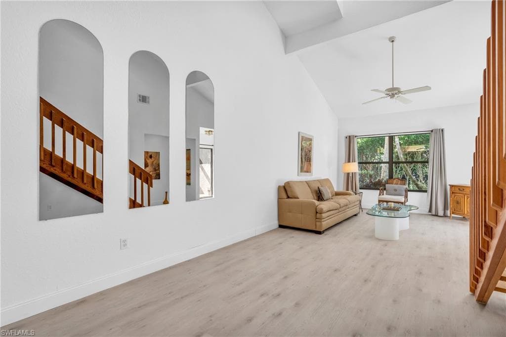 75 Emerald Woods Dr G8, Naples, FL 34108-18