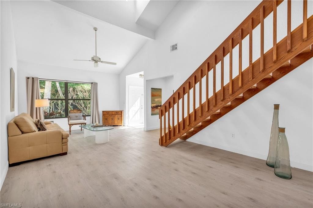 75 Emerald Woods Dr G8, Naples, FL 34108-19