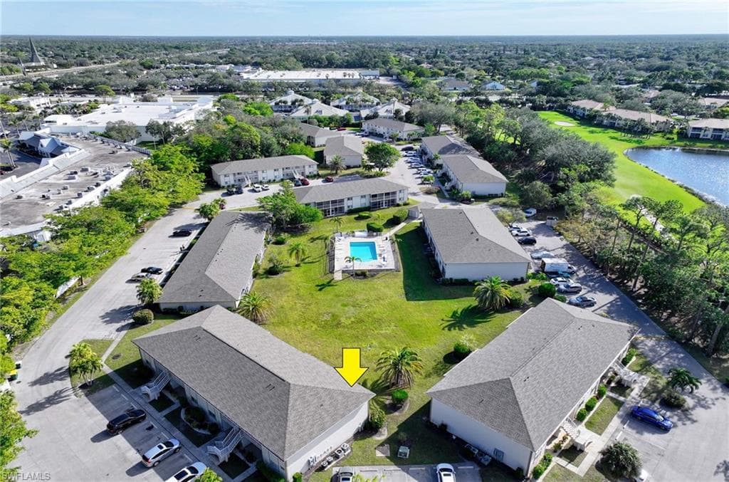 2330 Naples Trace Cir 9, Naples, FL 34109-4