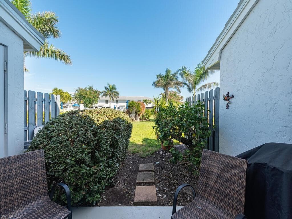 43 Marco Villas Dr K5, Marco Island, FL 34145-13