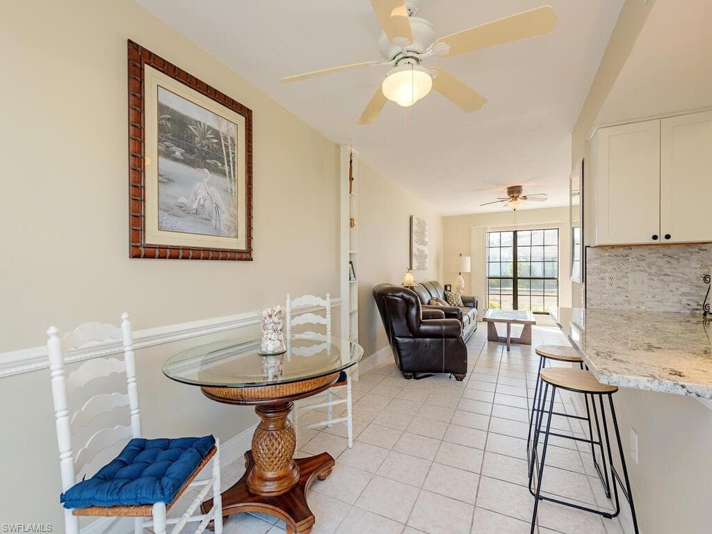 43 Marco Villas Dr K5, Marco Island, FL 34145-8