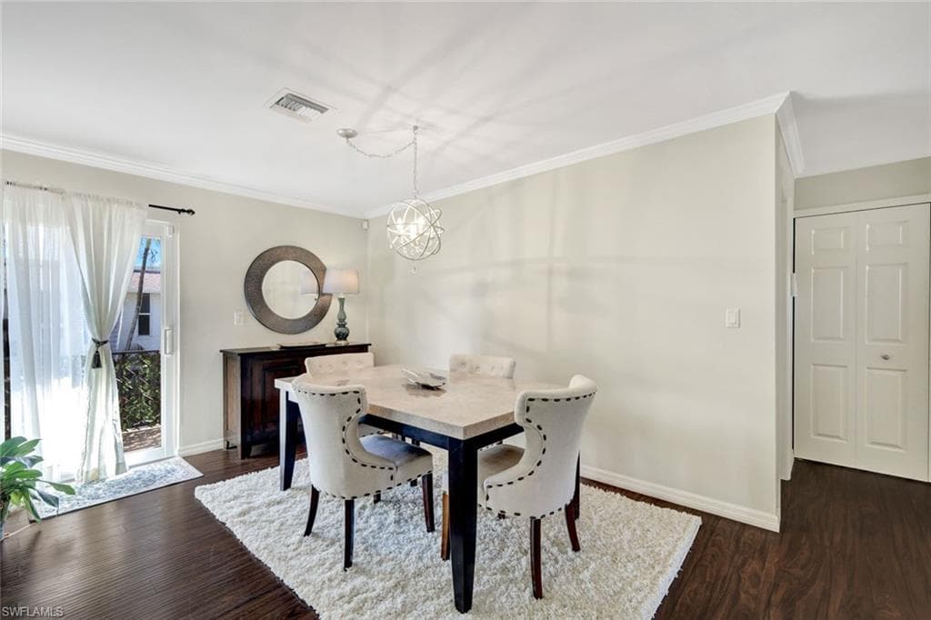 233 Palm Dr 233-2, Naples, FL 34112-11