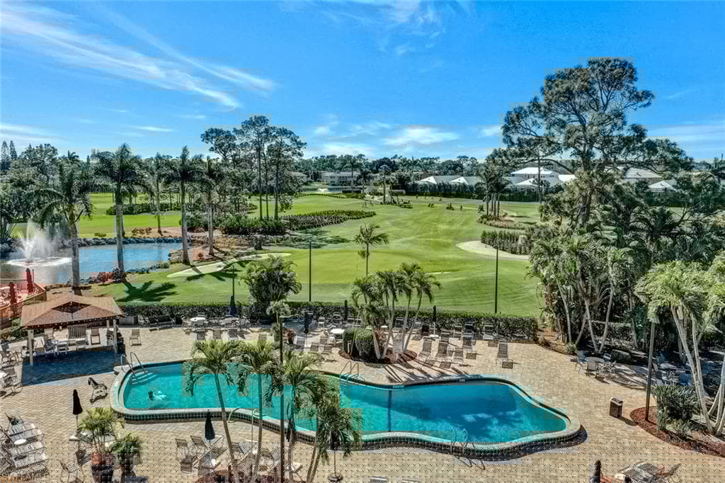 233 Palm Dr 233-2, Naples, FL 34112-1