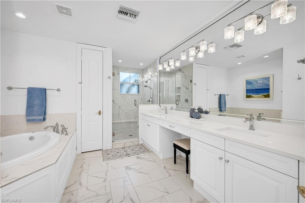 583 Avellino Isles Cir 102, Naples, FL 34119-10
