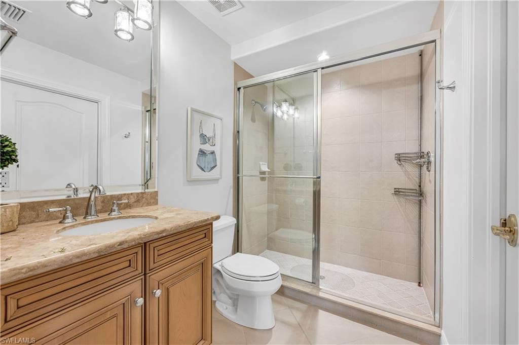 583 Avellino Isles Cir 102, Naples, FL 34119-12