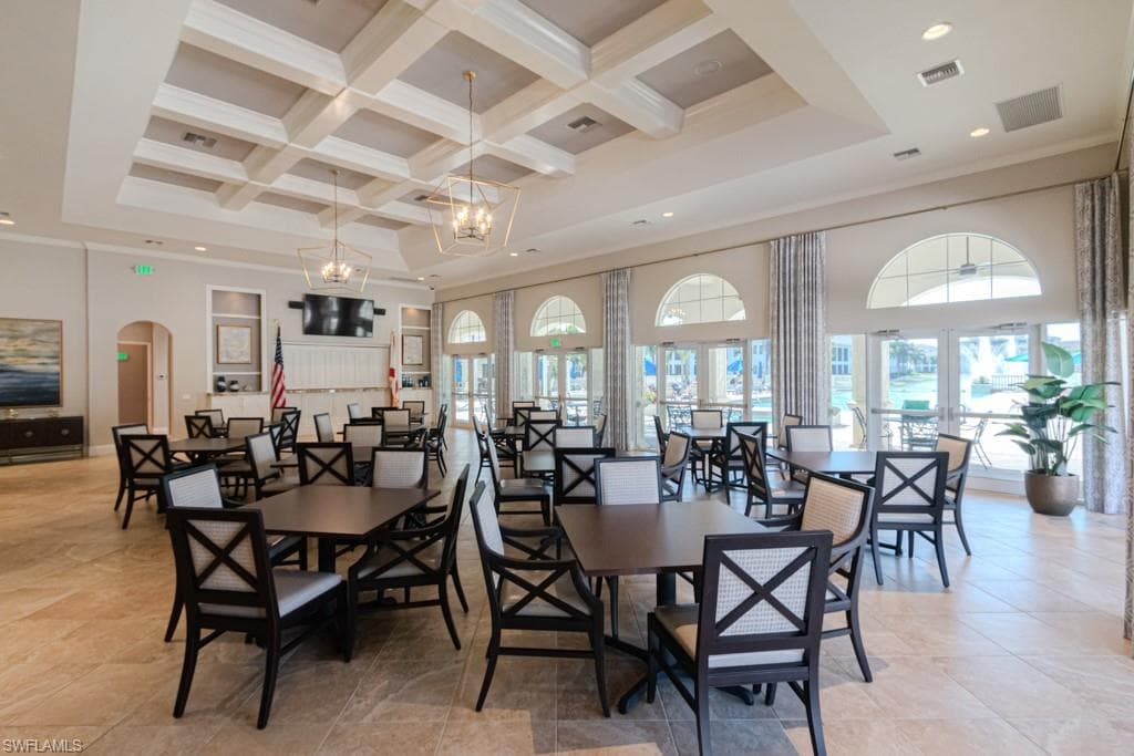 583 Avellino Isles Cir 102, Naples, FL 34119-22