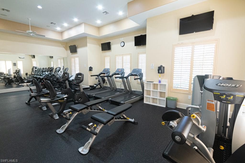 583 Avellino Isles Cir 102, Naples, FL 34119-25