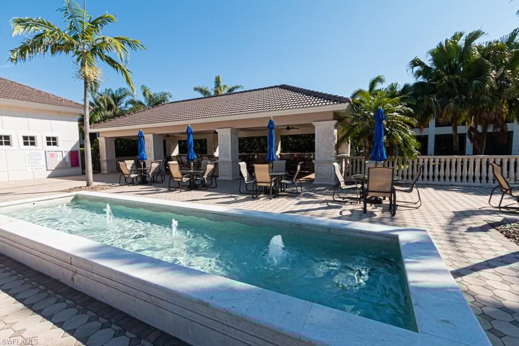 583 Avellino Isles Cir 102, Naples, FL 34119-30