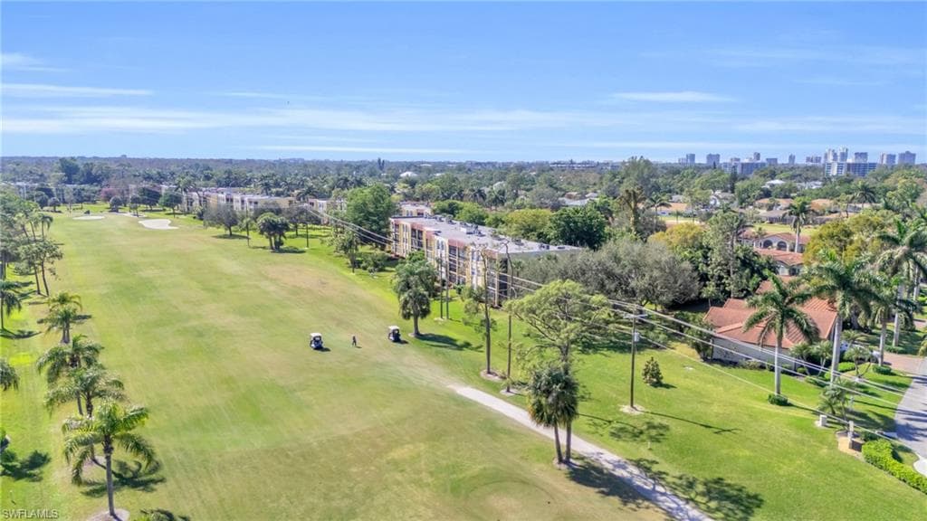 1087 Forest Lakes Dr 1-305, Naples, FL 34105-5