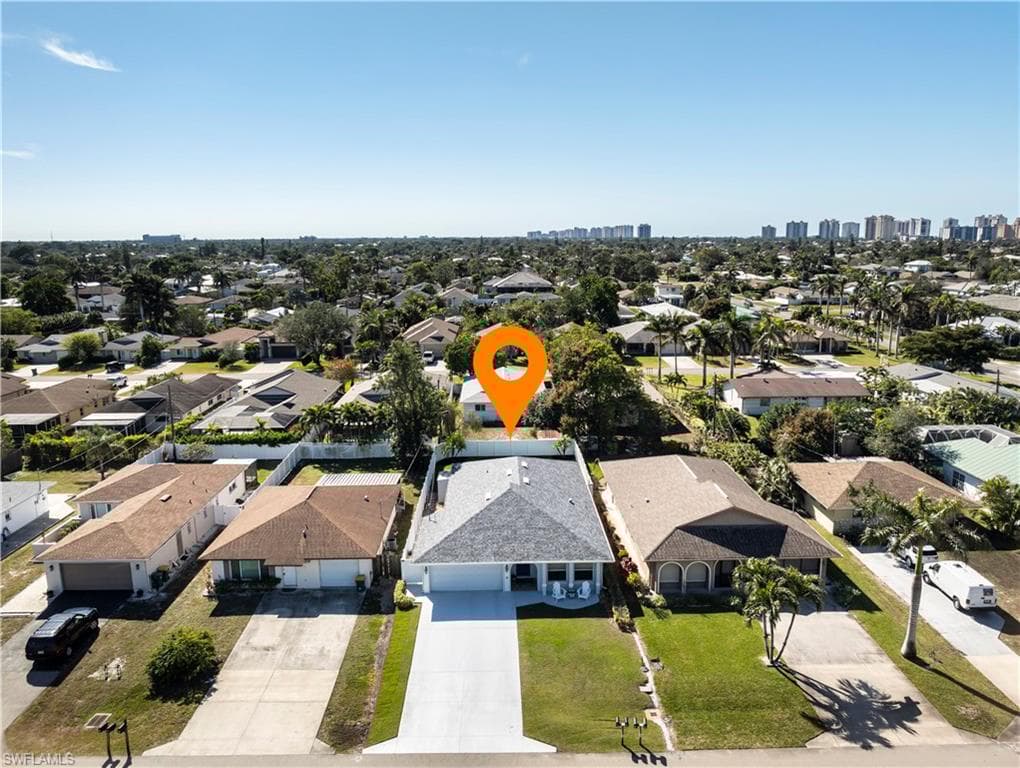 718 107th Ave N, Naples, FL 34108-22