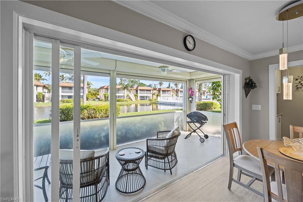 1155 Sandpiper St B7, Naples, FL 34102-21