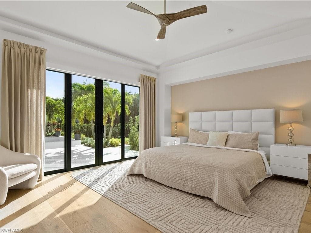 494 Gordonia Rd, Naples, FL 34108-18