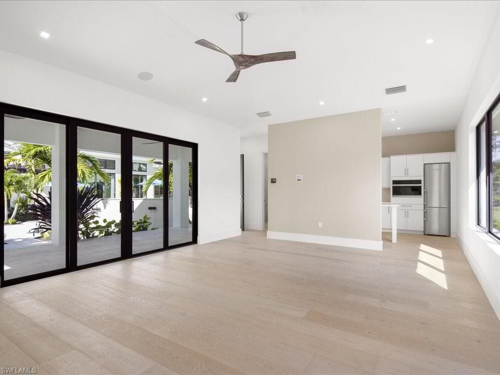 494 Gordonia Rd, Naples, FL 34108-36