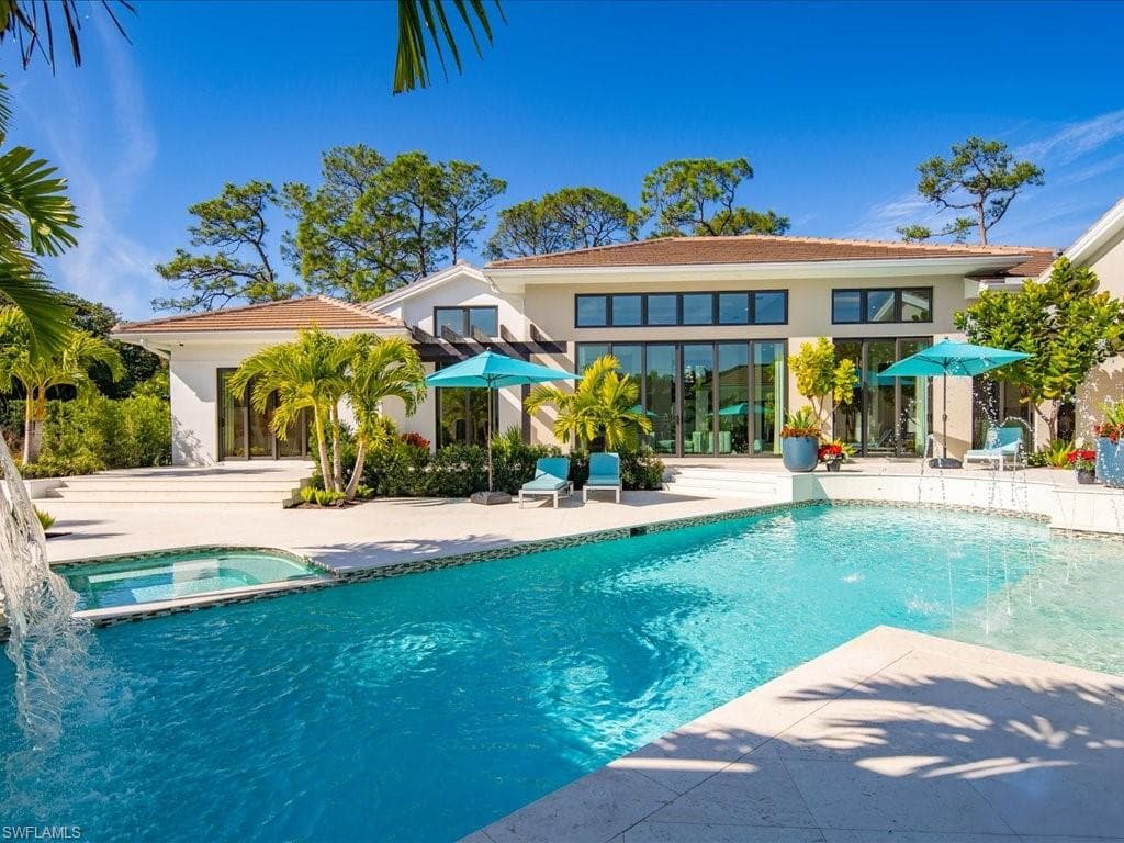 494 Gordonia Rd, Naples, FL 34108-40
