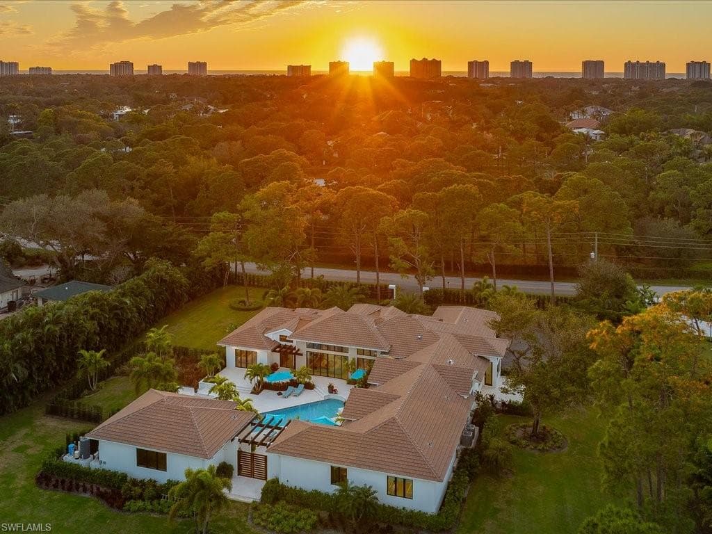 494 Gordonia Rd, Naples, FL 34108-44