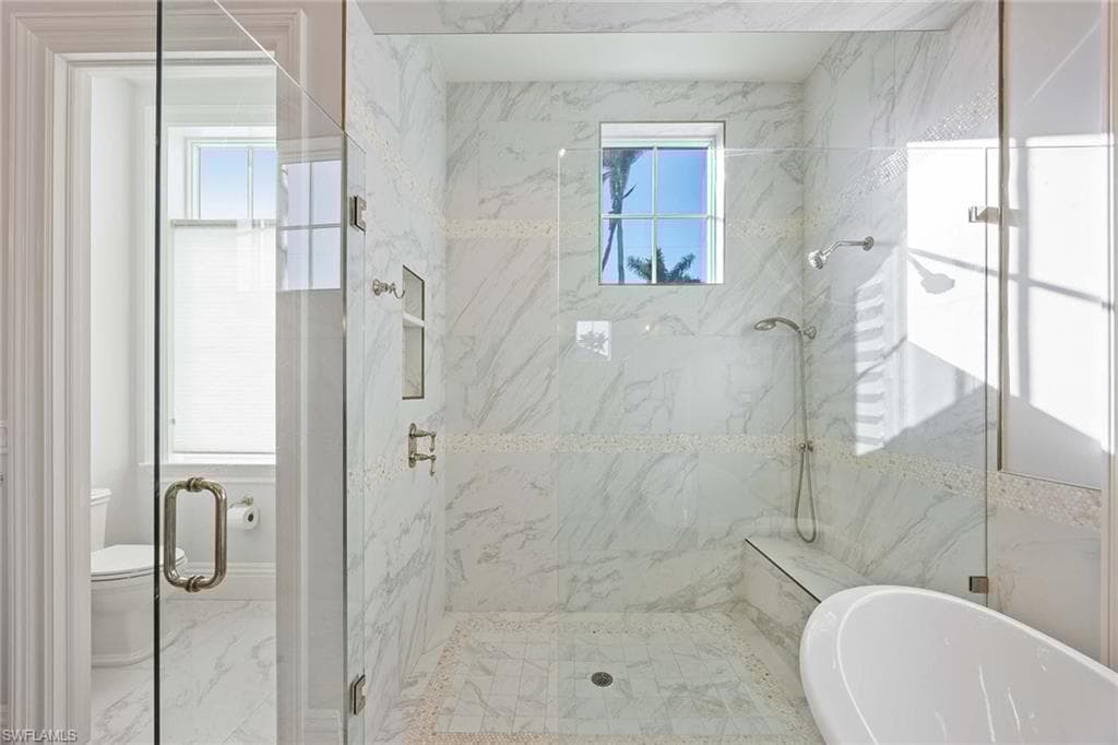 112 1st Ave N, Naples, FL 34102-21