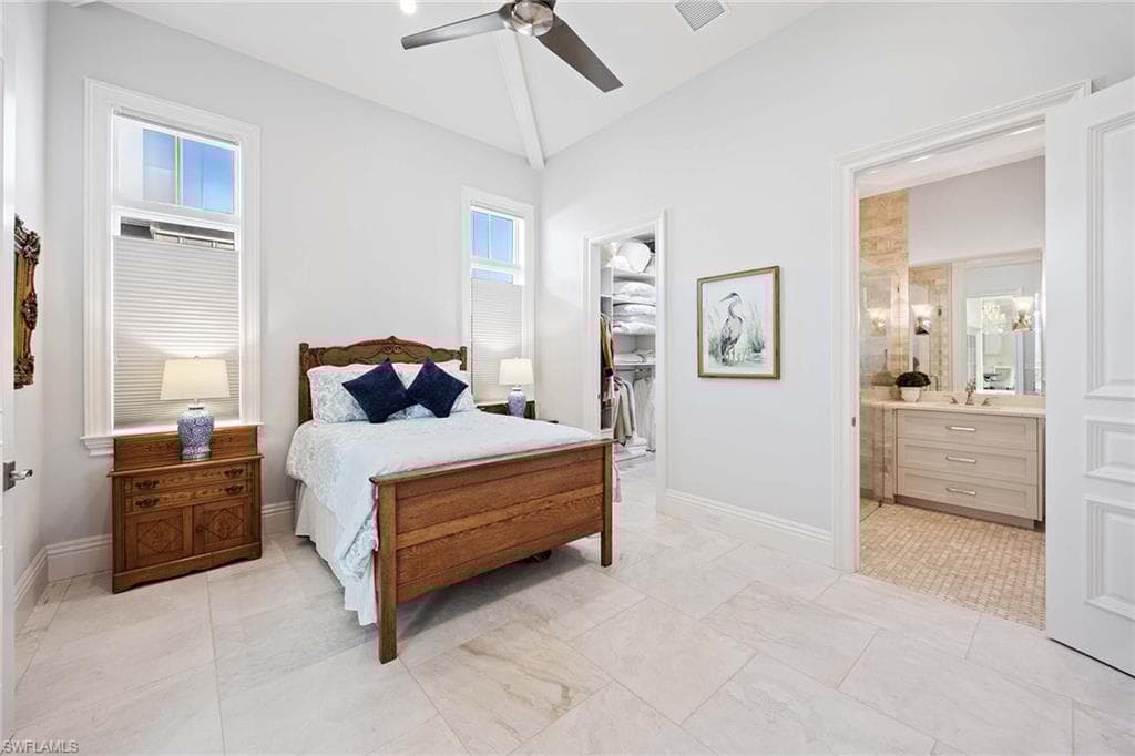 112 1st Ave N, Naples, FL 34102-26