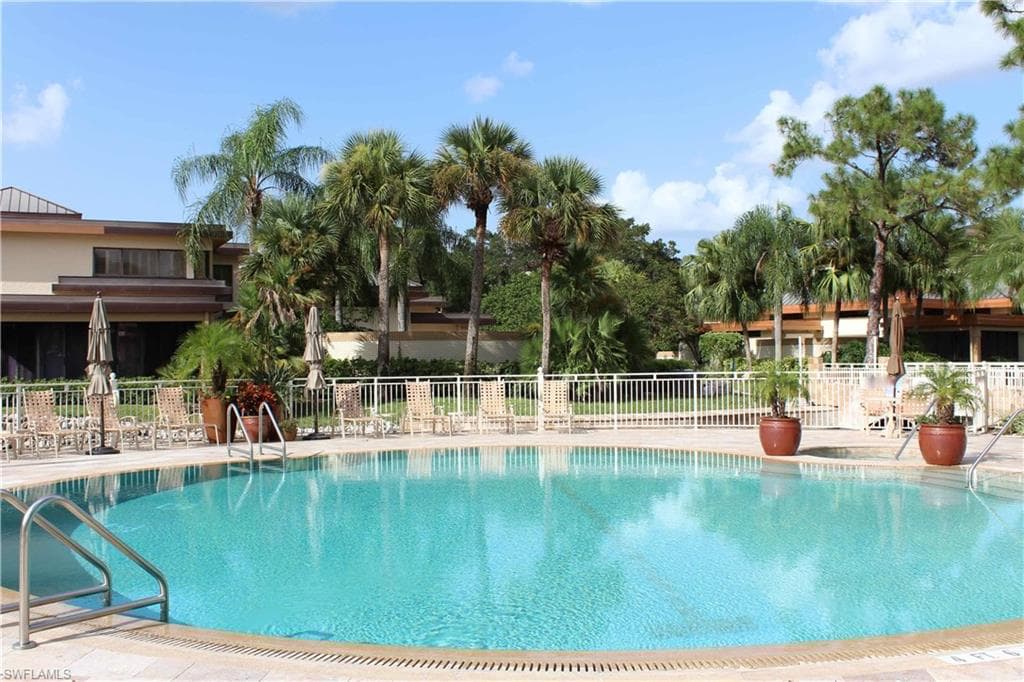 6802 Pelican Bay Blvd 1002, Naples, FL 34108-30