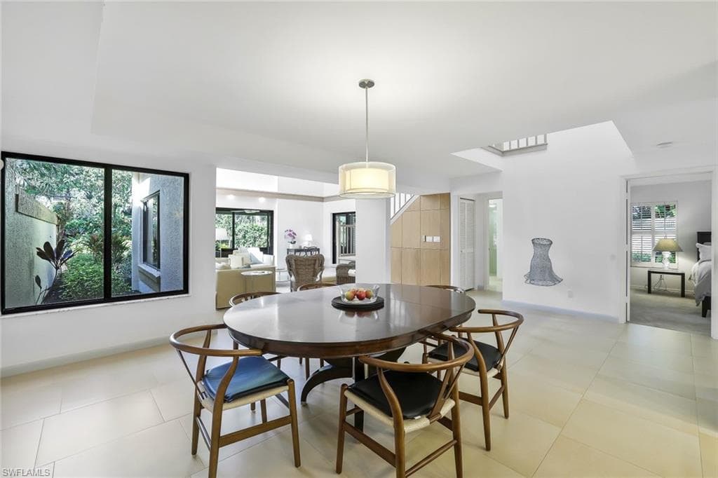 6802 Pelican Bay Blvd 1002, Naples, FL 34108-5