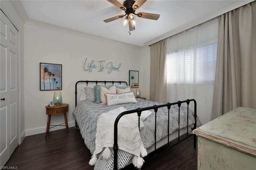 154 Cypress Way E 1102, Naples, FL 34110-9