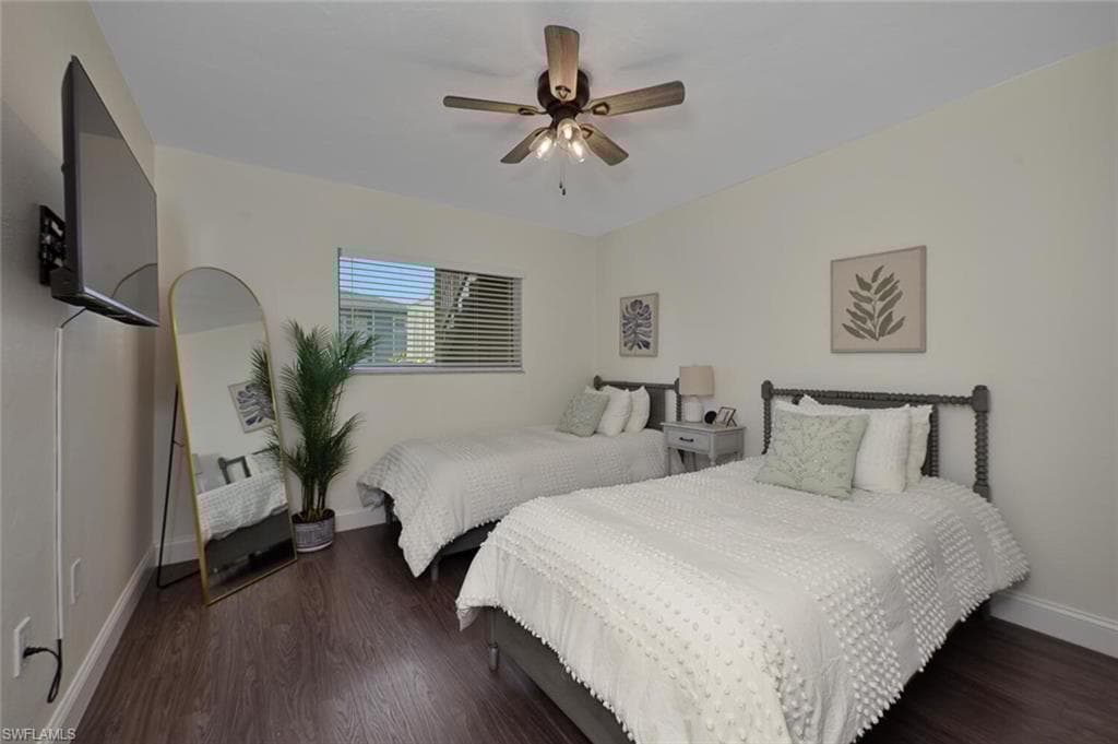 154 Cypress Way E 1102, Naples, FL 34110-10