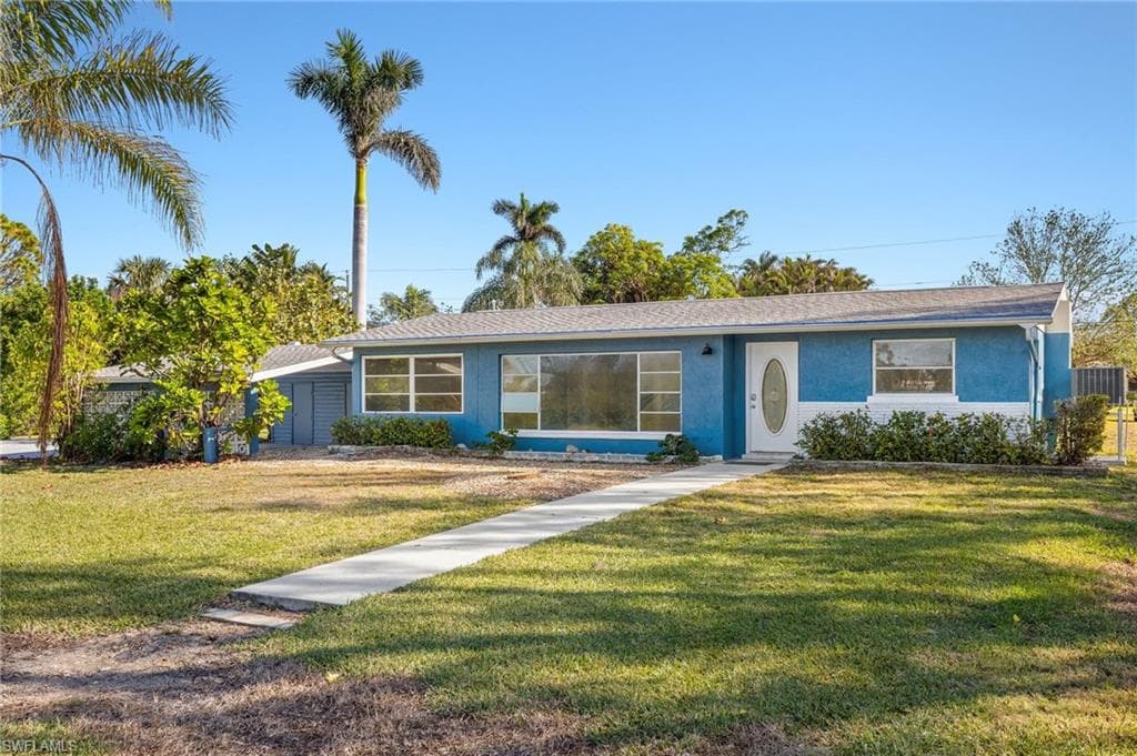 3500 Gussie St, Punta Gorda, FL 33950-3