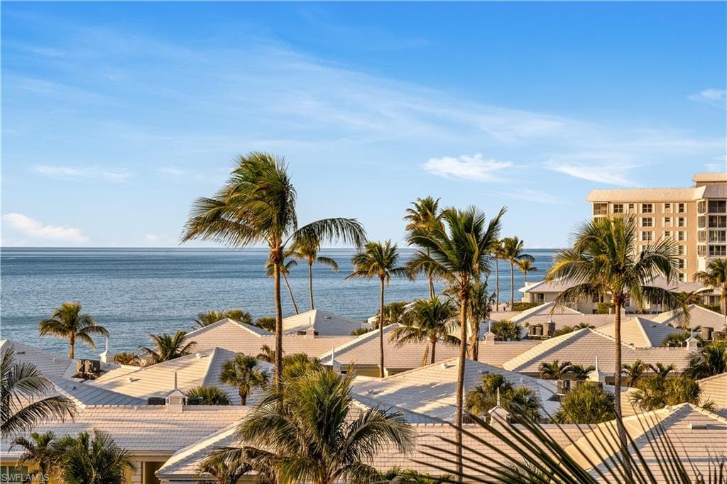 2401 Gulf Shore Blvd N 64, Naples, FL 34103-13