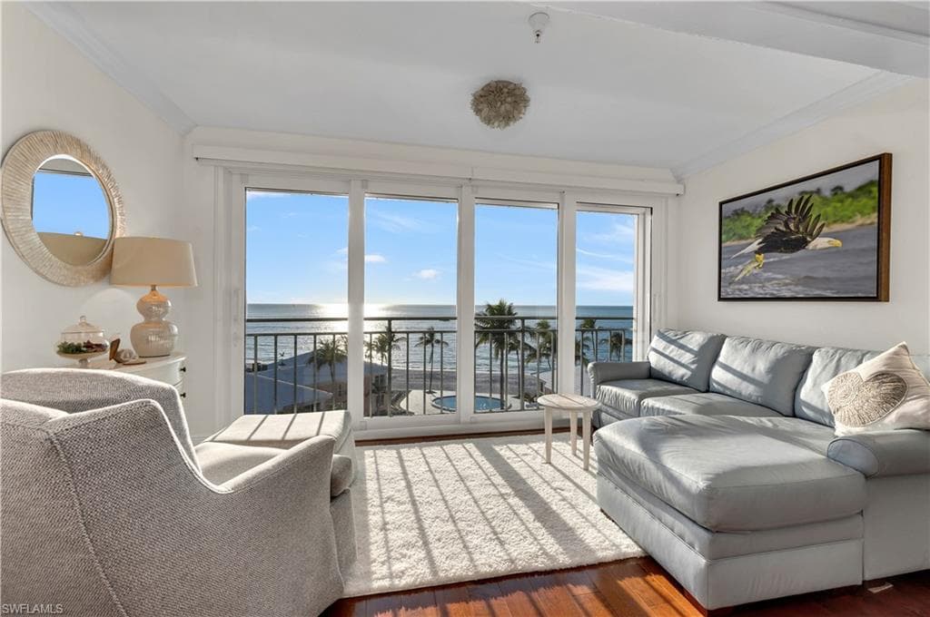 2401 Gulf Shore Blvd N 64, Naples, FL 34103-1