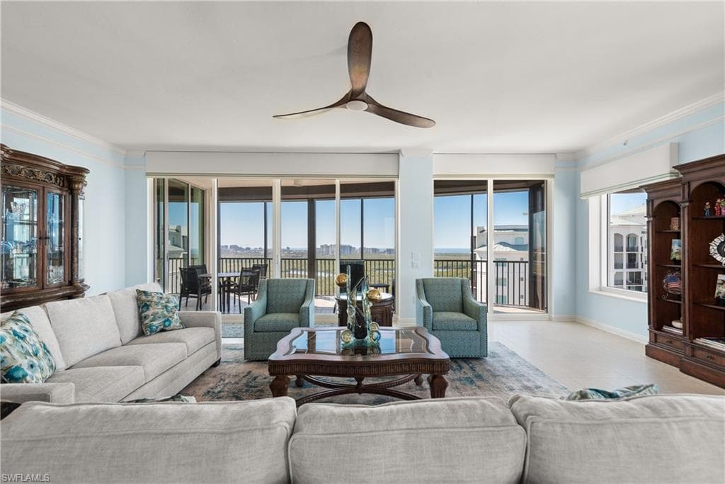 455 Cove Tower Dr 1802, Naples, FL 34110-11