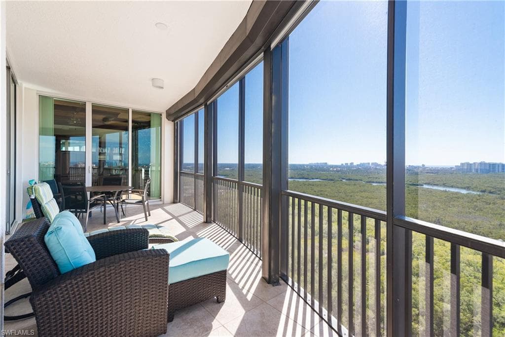 455 Cove Tower Dr 1802, Naples, FL 34110-12