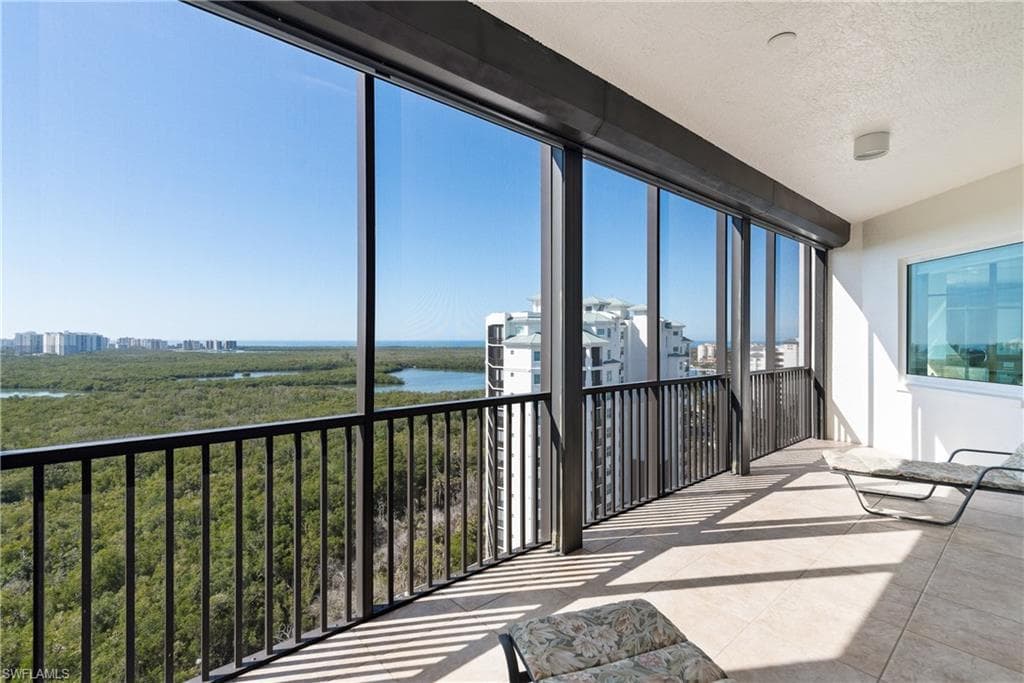 455 Cove Tower Dr 1802, Naples, FL 34110-14