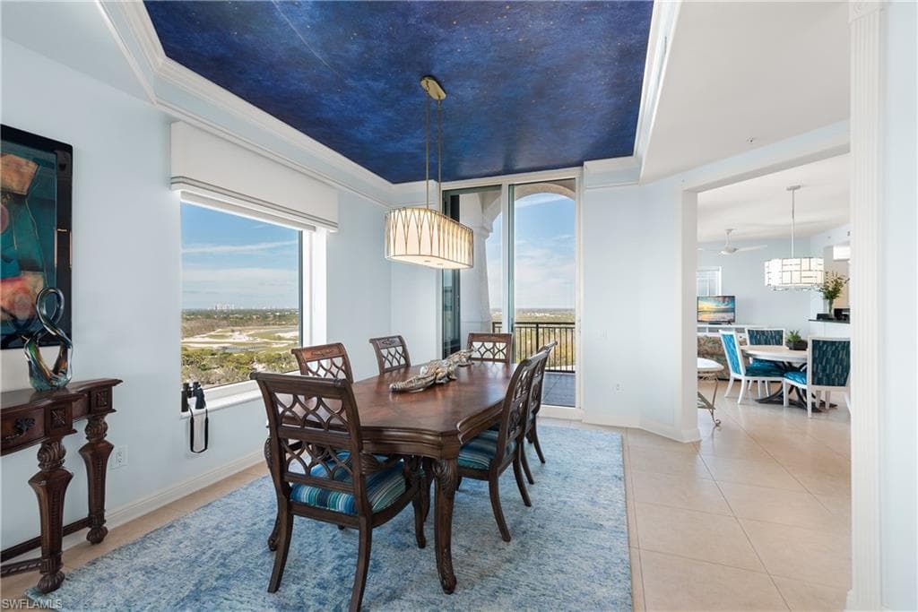 455 Cove Tower Dr 1802, Naples, FL 34110-20