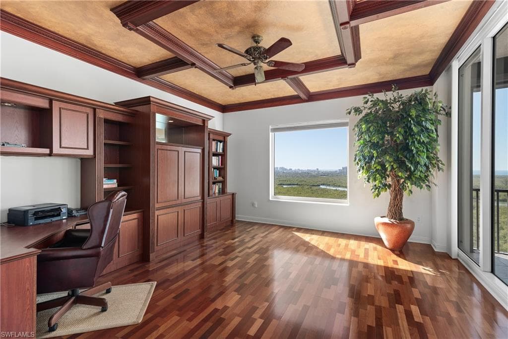 455 Cove Tower Dr 1802, Naples, FL 34110-28