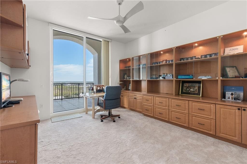 455 Cove Tower Dr 1802, Naples, FL 34110-29
