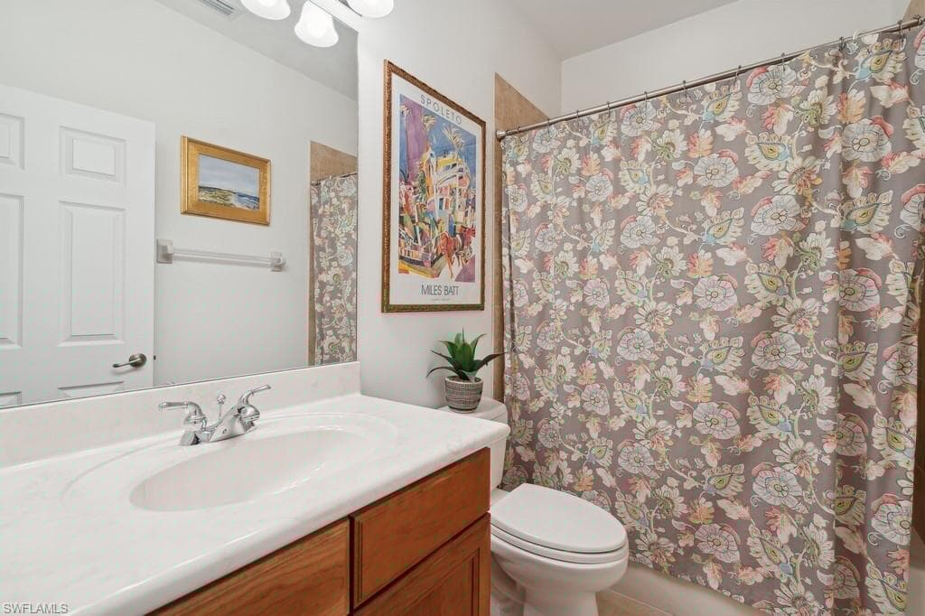 10633 Camarelle Cir, Fort Myers, FL 33913-10