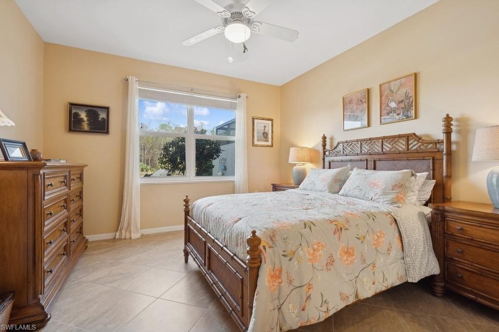 10633 Camarelle Cir, Fort Myers, FL 33913-11