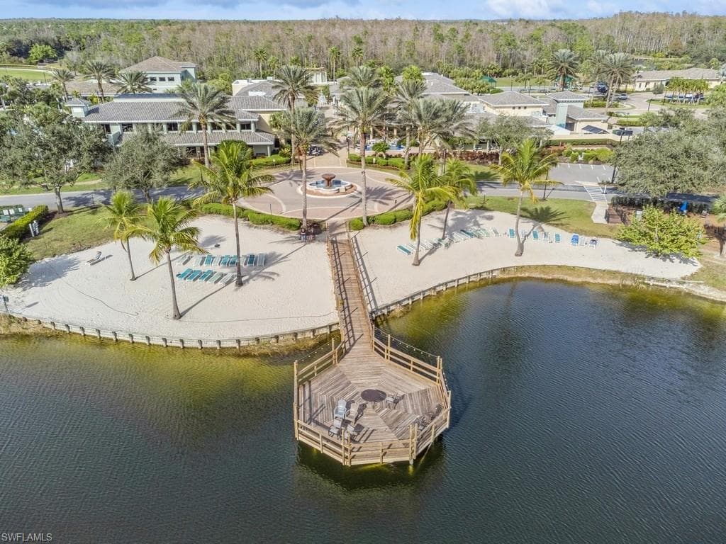 10633 Camarelle Cir, Fort Myers, FL 33913-24