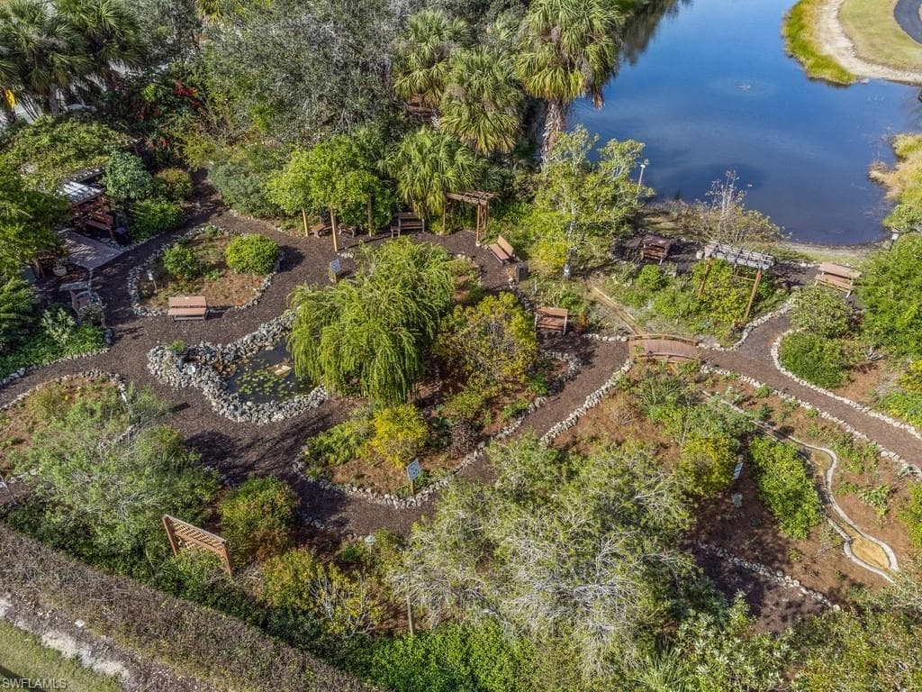 10633 Camarelle Cir, Fort Myers, FL 33913-26
