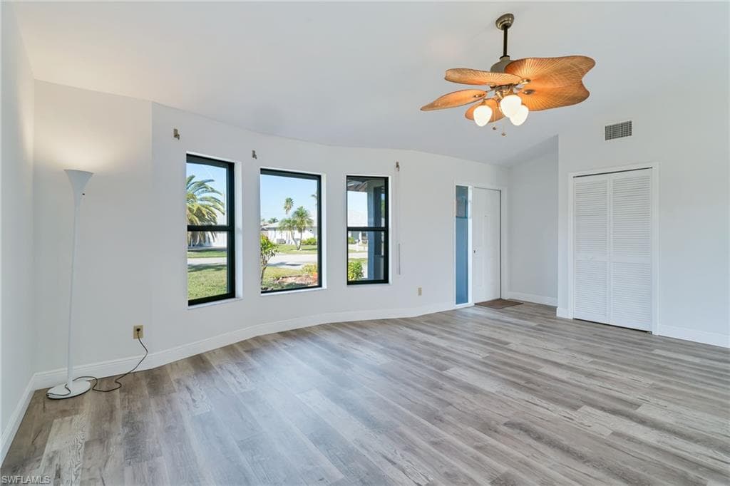 4145 6th Pl, Cape Coral, FL 33914-12