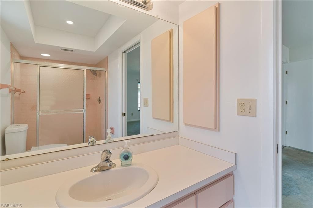 4145 6th Pl, Cape Coral, FL 33914-19
