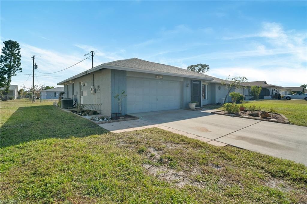 4145 6th Pl, Cape Coral, FL 33914-30