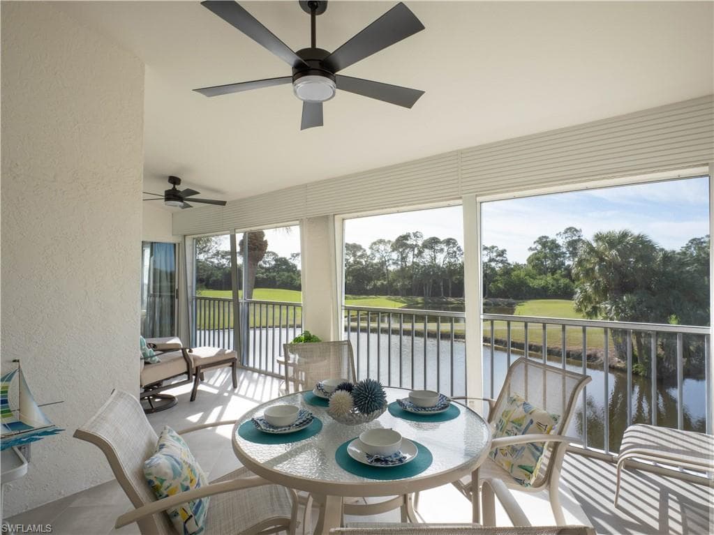 13000 Castle Harbour Dr J3, Naples, FL 34110-22
