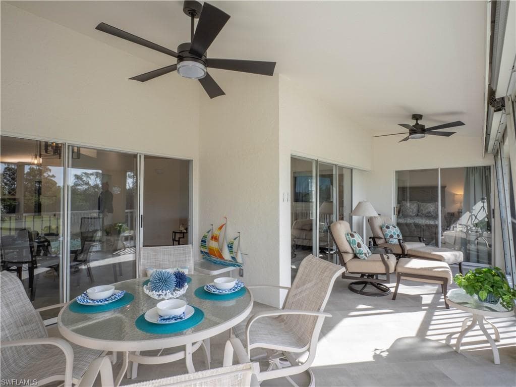 13000 Castle Harbour Dr J3, Naples, FL 34110-23