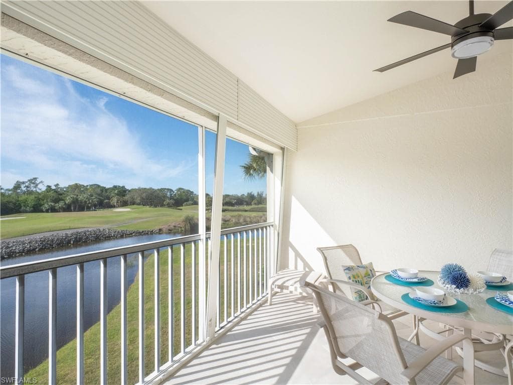 13000 Castle Harbour Dr J3, Naples, FL 34110-24