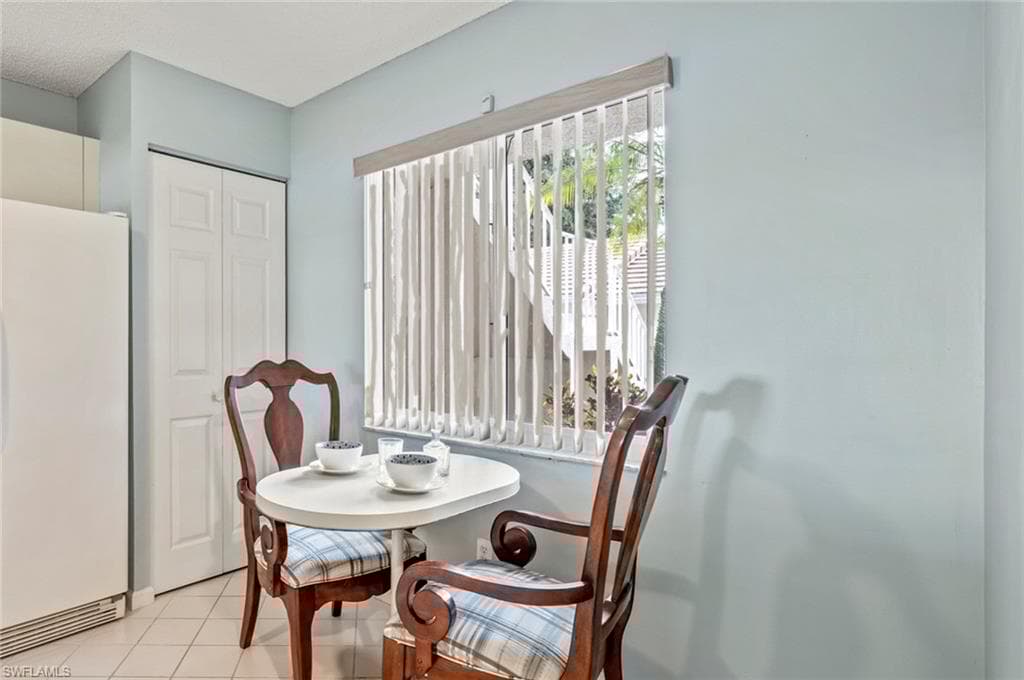 7185 Dennis Cir C-105, Naples, FL 34104-16